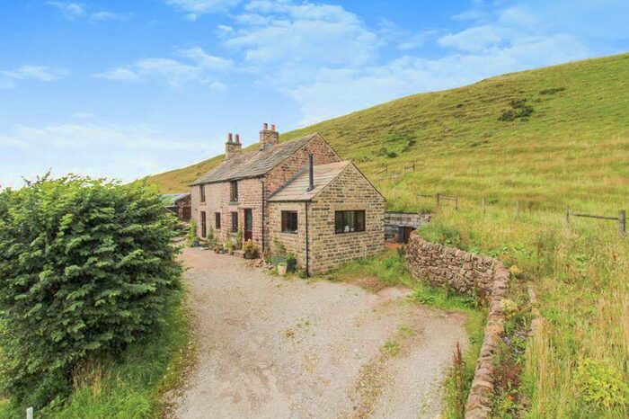 2 Bedroom Detached House For Sale In Quarnford, Buxton, Derbyshire, SK17