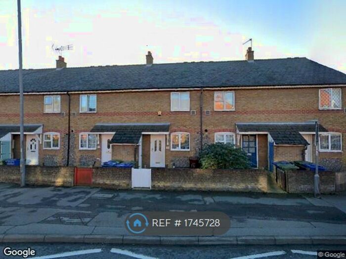 2 Bedroom Terraced House To Rent In London Road, Grays, RM17
