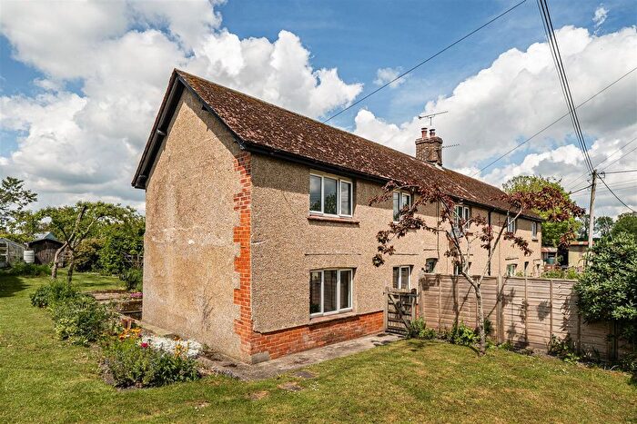 3 Bedroom Property For Sale In Gussage St. Michael, Wimborne, BH21