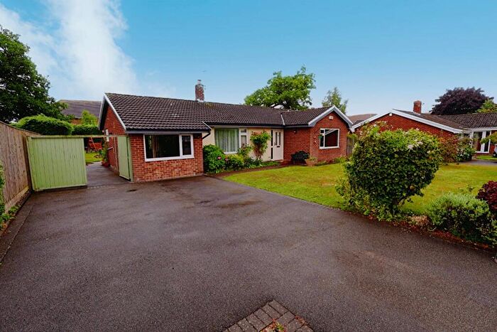 2 Bedroom Detached Bungalow For Sale In Gorsefield, Tattenhall, CH3