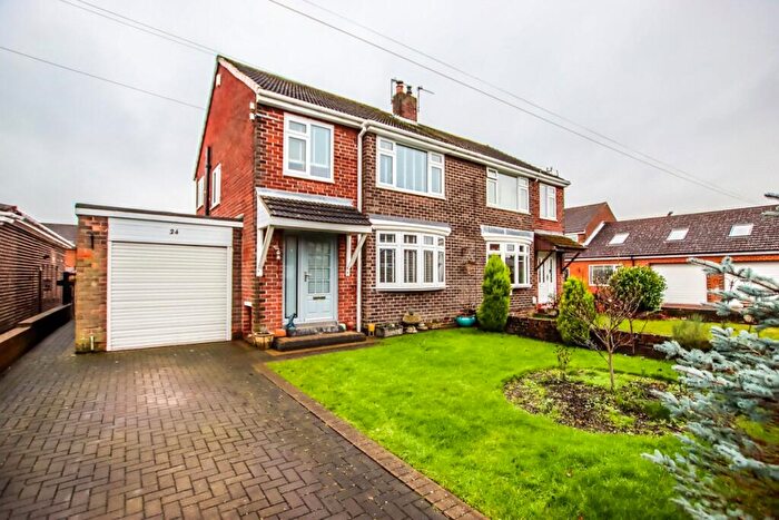 3 Bedroom Semi-Detached House For Sale In St. Georges Estate, Washington, Tyne And Wear, NE38