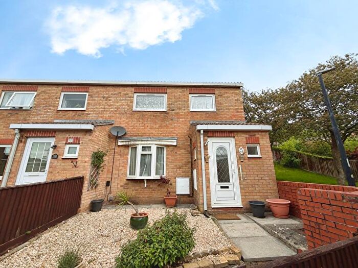 3 Bedroom End Of Terrace House To Rent In Southwood Avenue - Coombe Dingle, BS9