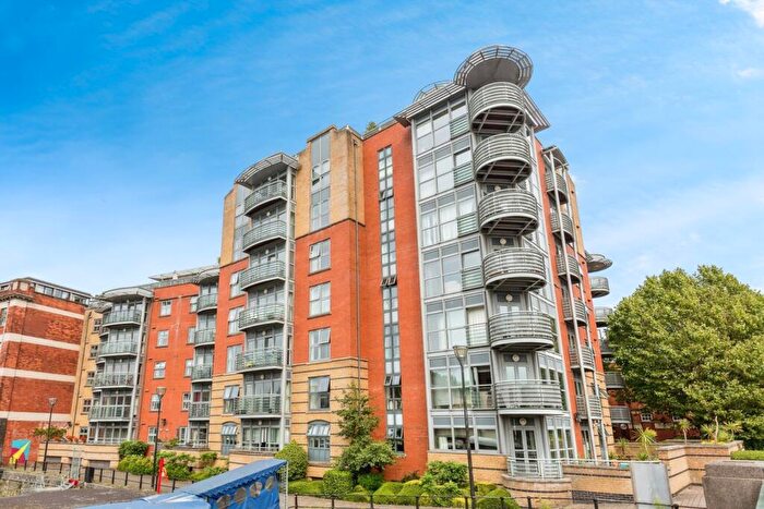 2 Bedroom Apartment To Rent In Redcliffe Backs, BS1