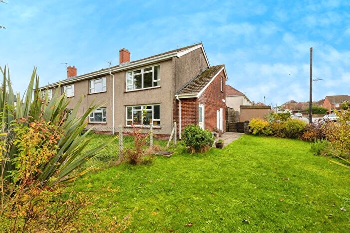 2 Bedroom Flat For Sale In Llewellyn Road, Penllergaer, Swansea, SA4