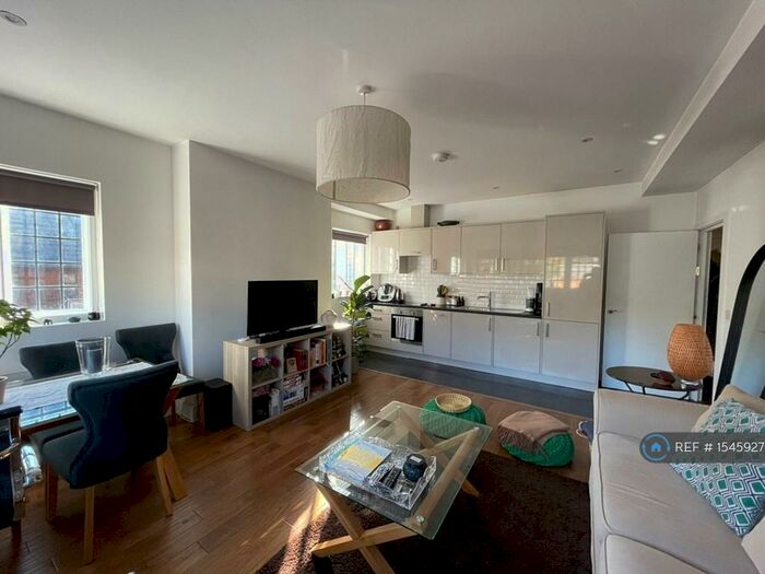 1 Bedroom Flat To Rent In Bermondsey Wall East, London, SE16