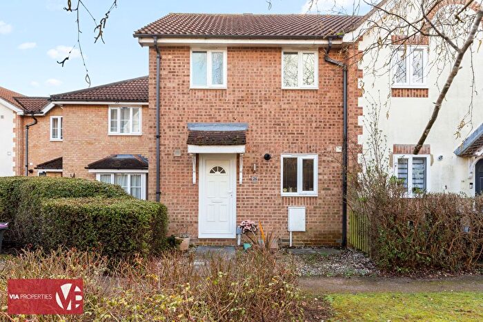 3 Bedroom Terraced House For Sale In The Copse, Hertford, SG13