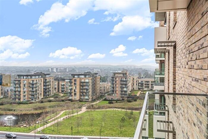 2 Bedroom Apartment To Rent In Cobham House, SE3