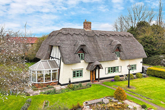 4 Bedroom Detached House For Sale In High Street, Ellington, Huntingdon, Cambridgeshire, PE28