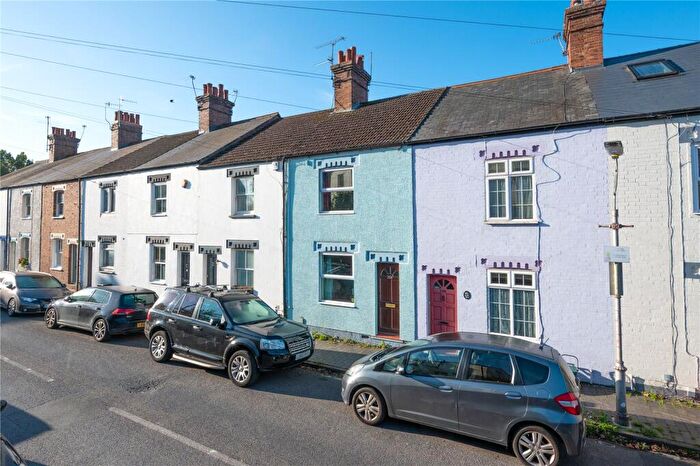 2 Bedroom Terraced House For Sale In Riverside Road, St. Albans, Hertfordshire, AL1