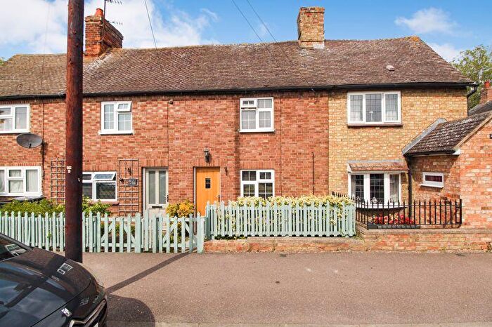 1 Bedroom Terraced House For Sale In Cotton End Road, Wilstead, MK45