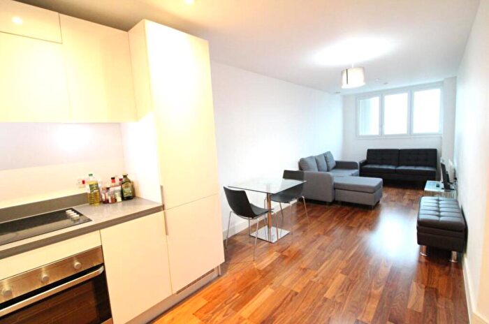 1 Bedroom Apartment To Rent In Pollard Street, London, E2
