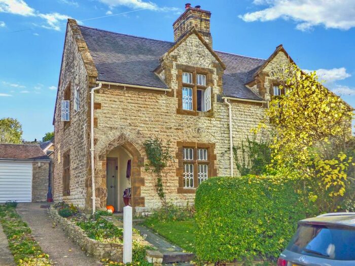 2 Bedroom Semi-Detached House For Sale In Combrook, Warwickshire, CV35