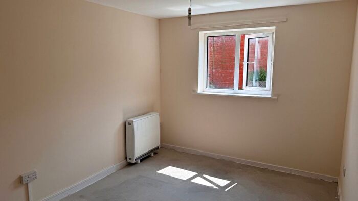 1 Bedroom Flat For Sale In Thorncliffe Way, Nuneaton, CV10