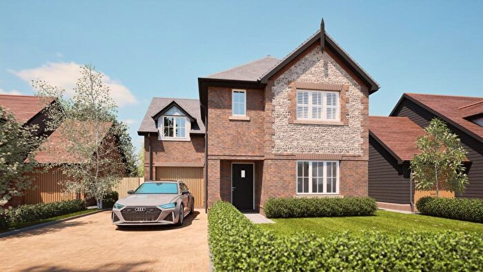 4 Bedroom House For Sale In Station Road, Bentworth, Alton, Hampshire, GU34