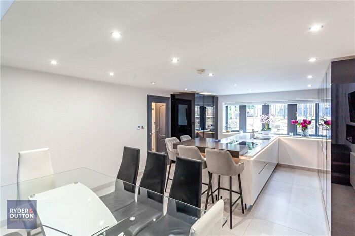 4 Bedroom Detached House For Sale In Buckley Drive, Denshaw, Saddleworth, OL3