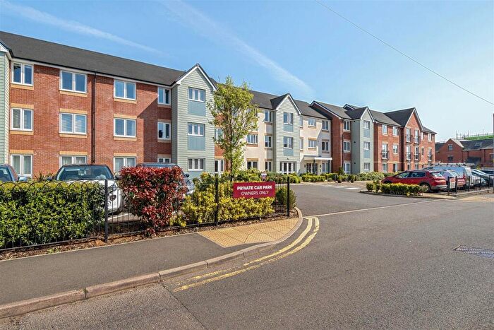 1 Bedroom Retirement Property For Sale In Tebbutt Lodge, Market Harborough, Leicestershire, LE16