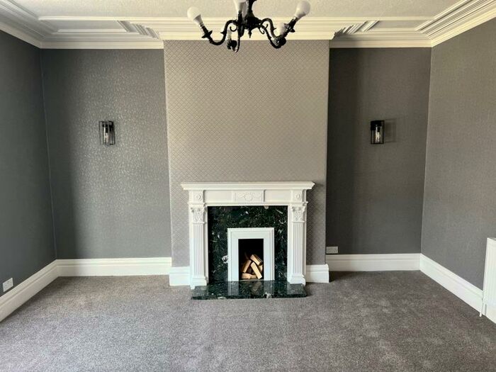 2 Bedroom Flat To Rent In Leeds Road, Ilkley, LS29