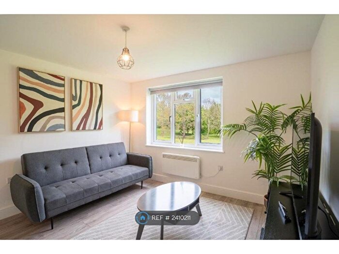 1 Bedroom Flat To Rent In Hornbeam Court, Netherfield, Milton Keynes, MK6