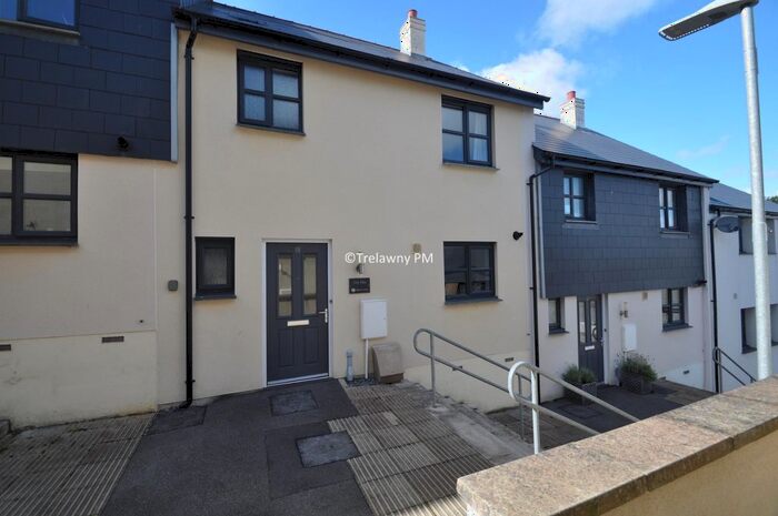 3 Bedroom Terraced House To Rent In College Green, Penryn, TR10