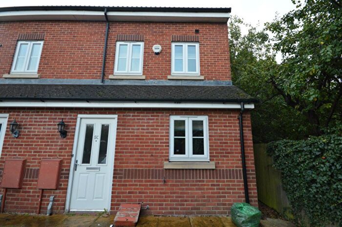3 Bedroom Terraced House To Rent In Pavillion Close, Town Centre, Swindon, SN1