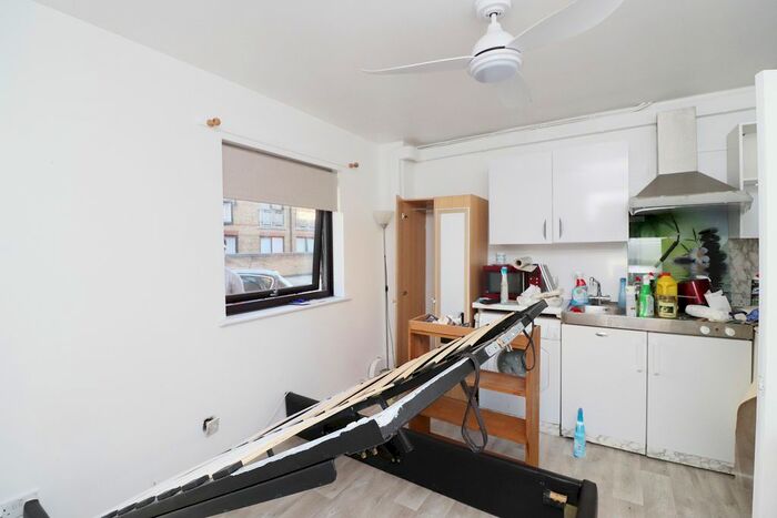 Studio To Rent In Horseferry Road, Limehouse, London, E14