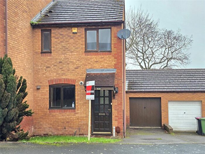2 Bedroom End Of Terrace House For Sale In Foxwood Road, Birchmoor, Tamworth, Warwickshire, B78
