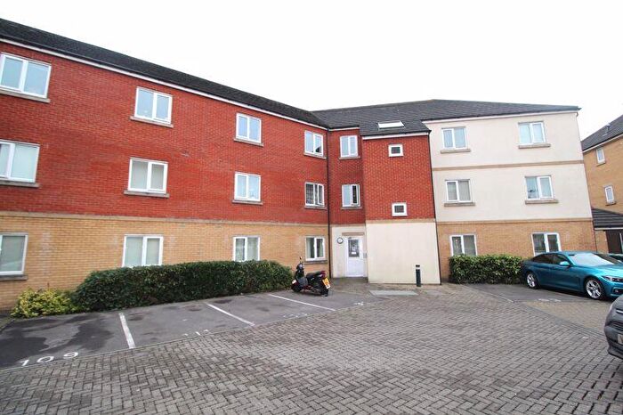 2 Bedroom Apartment For Sale In Hornbeam Close, BS32