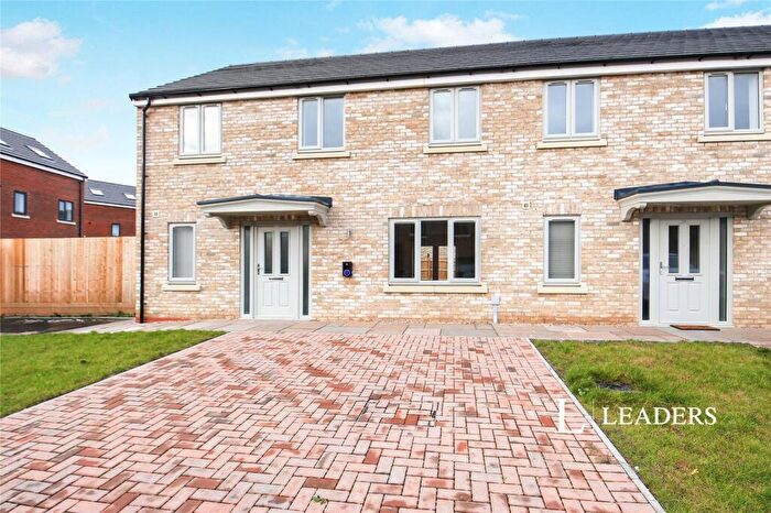 3 Bedroom Semi-Detached House To Rent In Bluebell Road, Quadring, Spalding, PE11