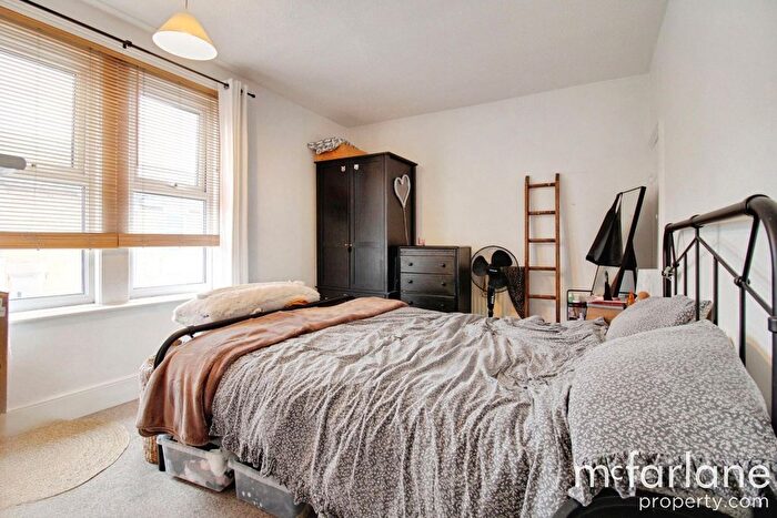 2 Bedroom Terraced House To Rent In Whitehead Street, Swindon, SN1