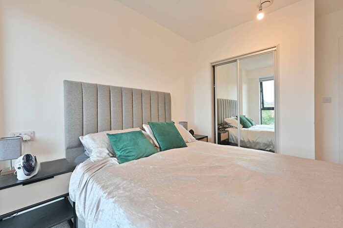 1 Bedroom Flat To Rent In Assay Apartments, Station View, Guildford, Guildford, GU1