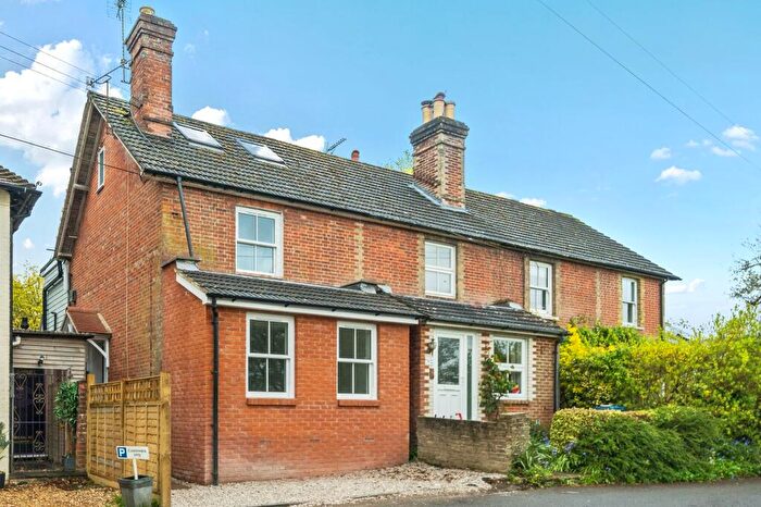 3 Bedroom End Of Terrace House For Sale In The Mount, Grayswood, GU27