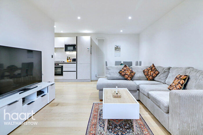 2 Bedroom Terraced House For Sale In Manby Walk, Walthamstow, E17