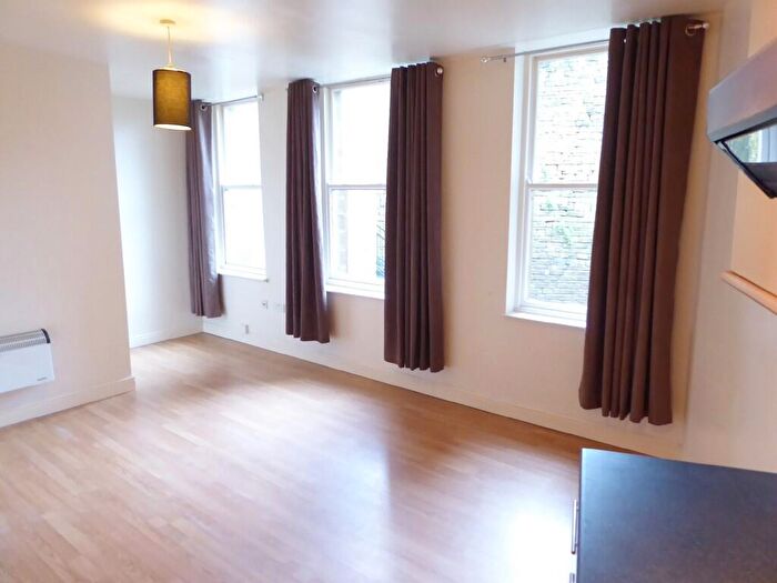 2 Bedroom Apartment To Rent In Brunswick Mews, Cheapside, LS27