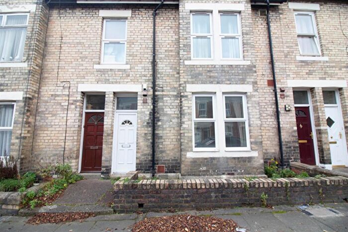 2 Bedroom Flat To Rent In Eighth Avenue, Heaton, Newcastle Upon Tyne, NE6