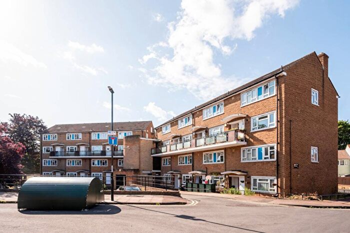 2 Bedroom Maisonette To Rent In Brook Lane, Blackheath, London, SE3