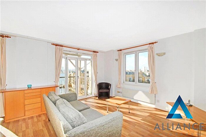 1 Bedroom Apartment For Sale In Three Colt Street, London, E14