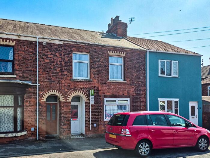 3 Bedroom Terraced House For Sale In Walter Street, Withernsea, HU19