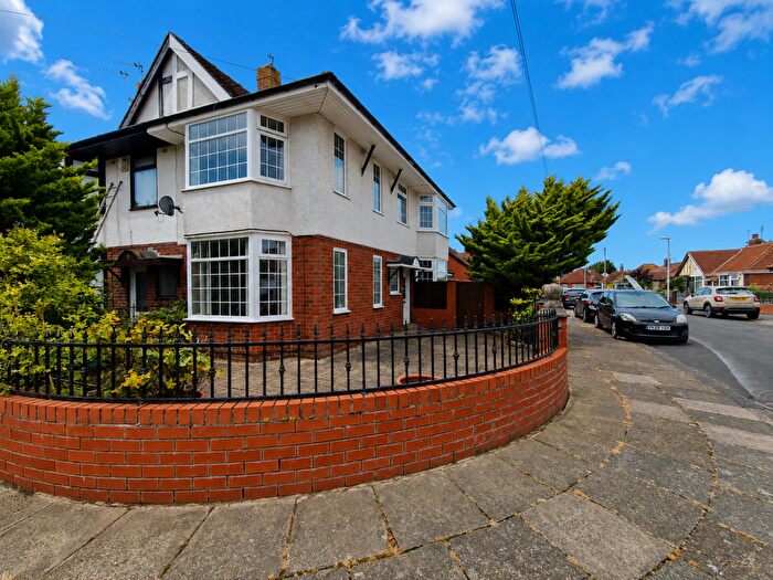3 Bedroom Semi Detached House For Sale In Kendal Avenue, Highfurlong, FY3