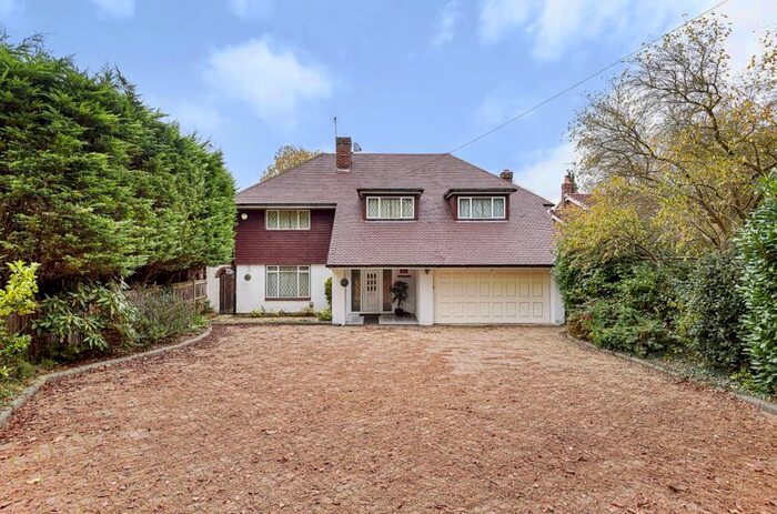 5 Bedroom Detached House To Rent In Firs Road, Kenley CR8