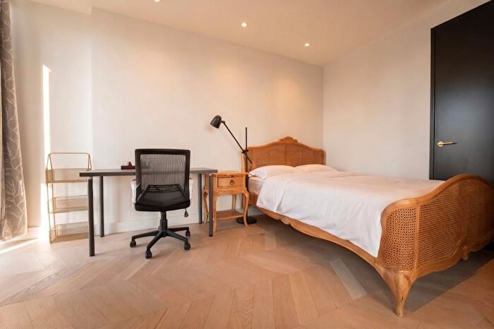 3 Bedroom Flat For Sale In Tidemill Square, Greenwich, SE10