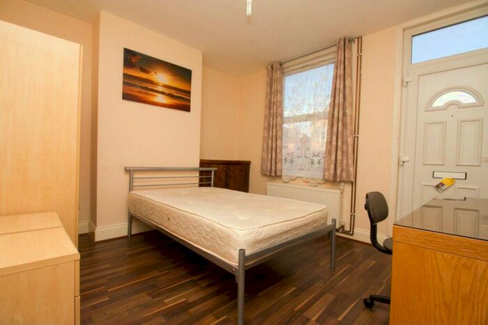 3 Bedroom House Of Multiple Occupation To Rent In Havelock Street, Loughborough - Incl Bills Option, LE11