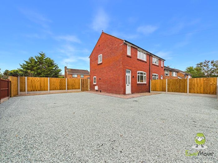 2 Bedroom Semi-Detached House For Sale In Sunny View Holt Road, Cross Lanes, Cross Lanes, Wrexham, LL13