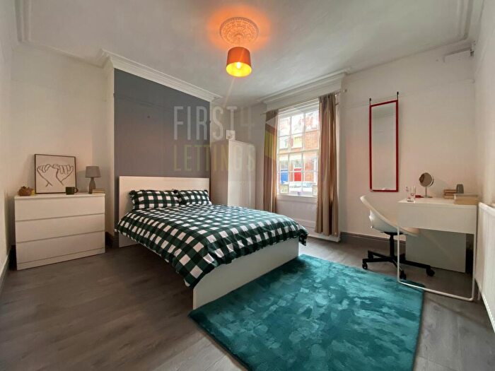 5 Bedroom Terraced House To Rent In Newtown Street, City Centre, LE1