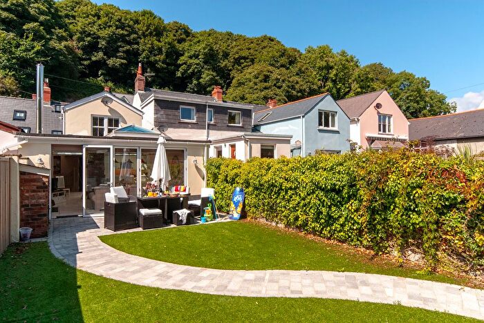 2 Bedroom Terraced House For Sale In St Brides Road, Little Haven, SA62