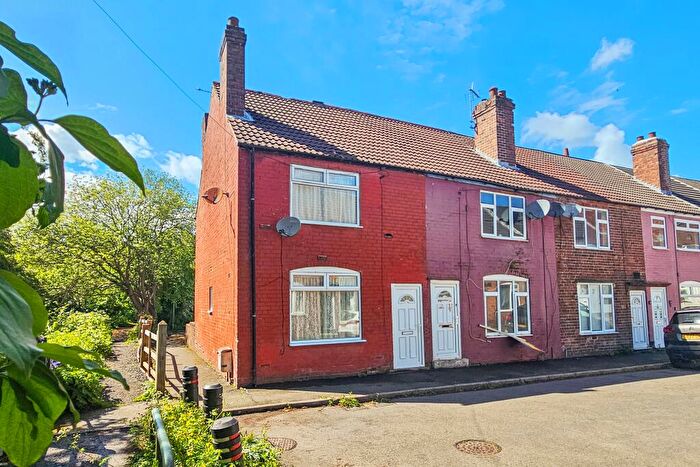 2 Bedroom End Of Terrace House For Sale In Scarsdale Street, Bolsover, Chesterfield, S44
