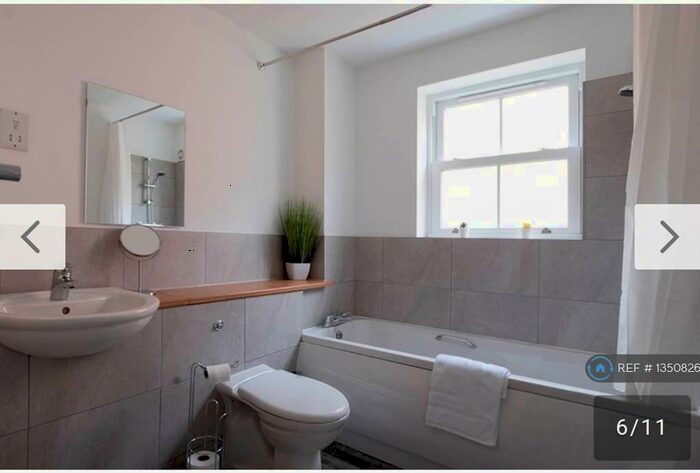 4 Bedroom End Of Terrace House To Rent In Woodlands Gardens, Scunthorpe, DN17