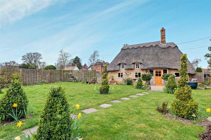 2 Bedroom Detached House For Sale In Main Road, Etton, Peterborough, PE6