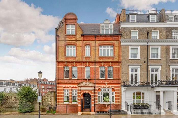 6 Bedroom Town House For Sale In Thurloe Square, London, SW7