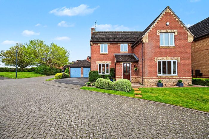 4 Bedroom Detached House For Sale In Tamar Close, Long Lawford, Rugby, CV23