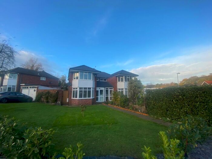 3 Bedroom House To Rent In South Drive, Sutton Coldfield, B75